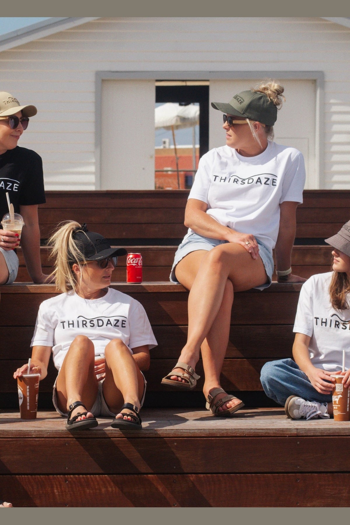 Thirsdaze T-shirt 100% cotton black or white